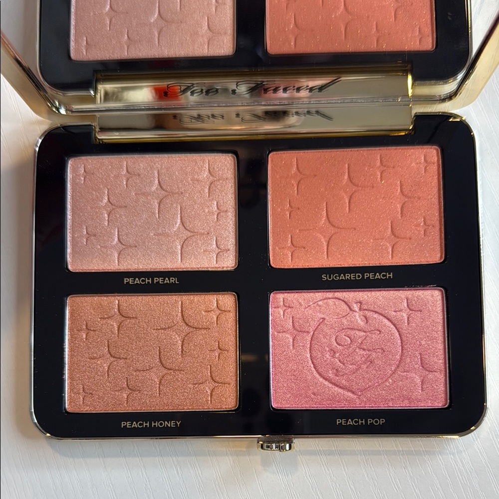 Too Faced LE Sugar Peach Blush Palette